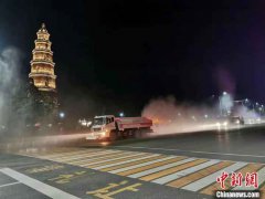 湖北宜昌城区开展全域喷洒消毒 减少病毒蔓延